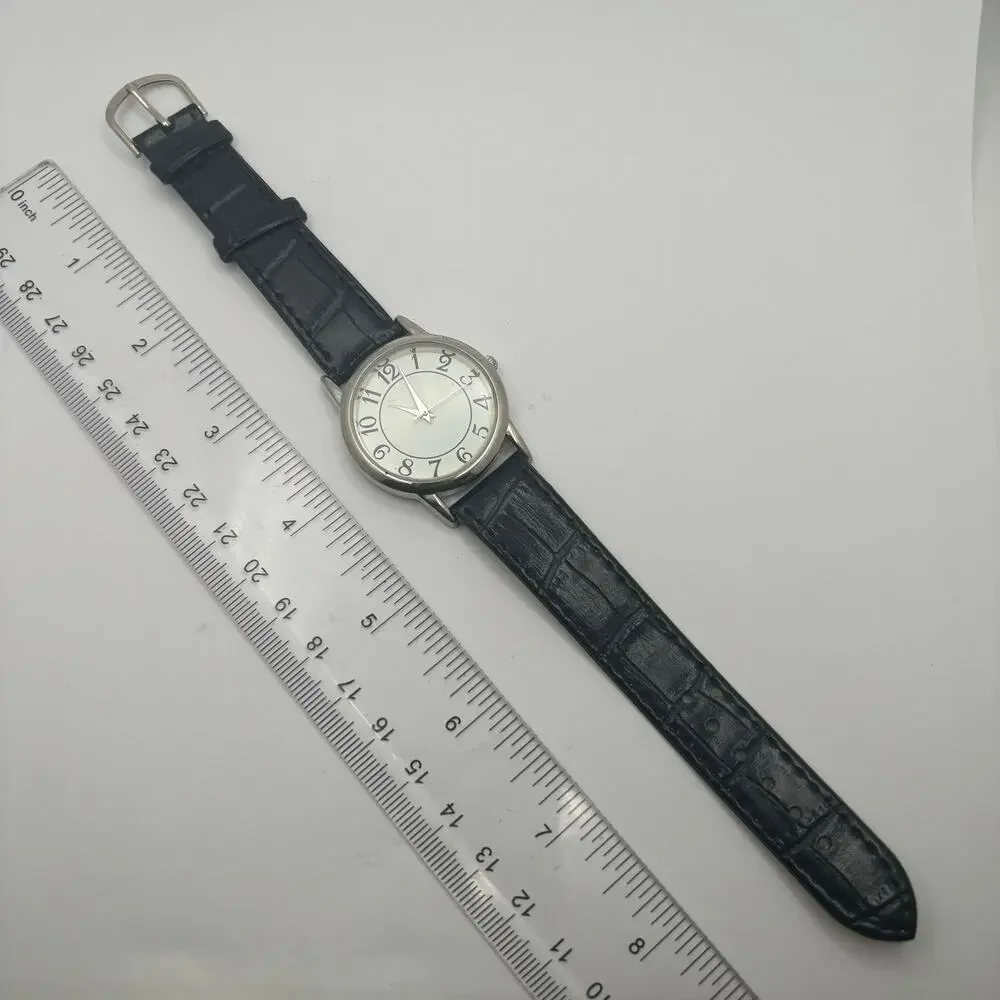 Retro Black & Silver Men's Watch